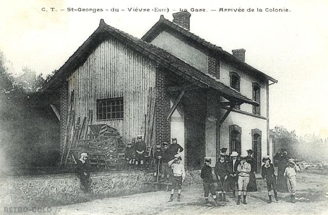 Arrivée de la Colonie - Saint-Georges-du-Vièvre
