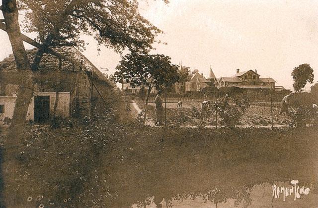 Au jardin - Camp de lAlouette