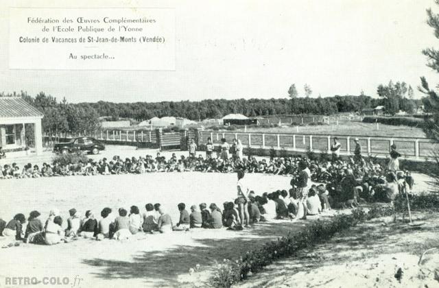 Au spectacle - Colonie de vacances de Saint-Jean-de-Monts