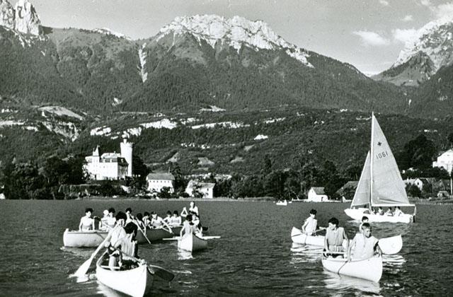 Cano sur le lac - Colonie de Vacances SNCF de Duingt