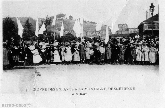 Dpart de l'Oeuvre des Enfants  la Montagne de Saint-Etienne