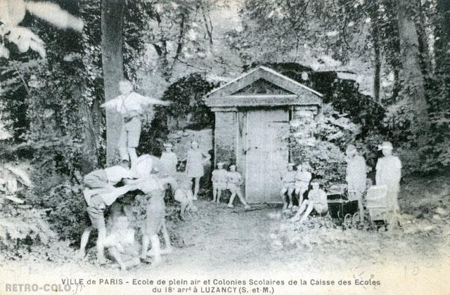 Jeux dans le parc - Colonie scolaire de Luzancy