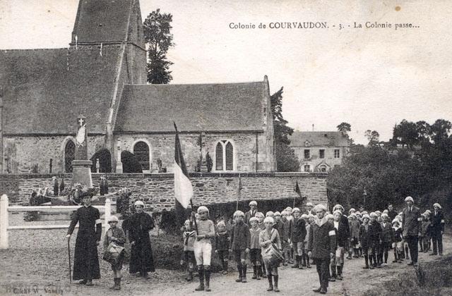 La colonie passe - Colonie de Courvaudon