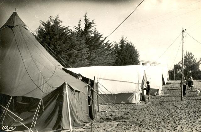 Le camping - Colonie de Vacances des Pupilles des Deux-Sèvres