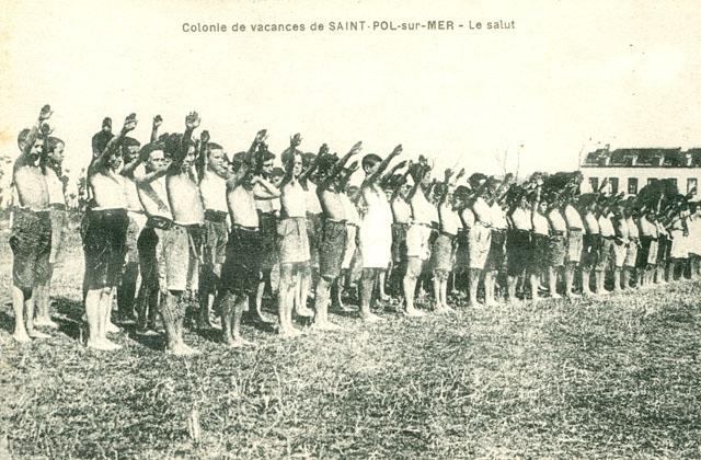 Le salut - Colonie de vacances de Saint-Pol-sur-Mer