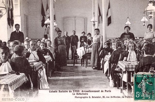 Les enfants  table - Colonie scolaire de Luzancy