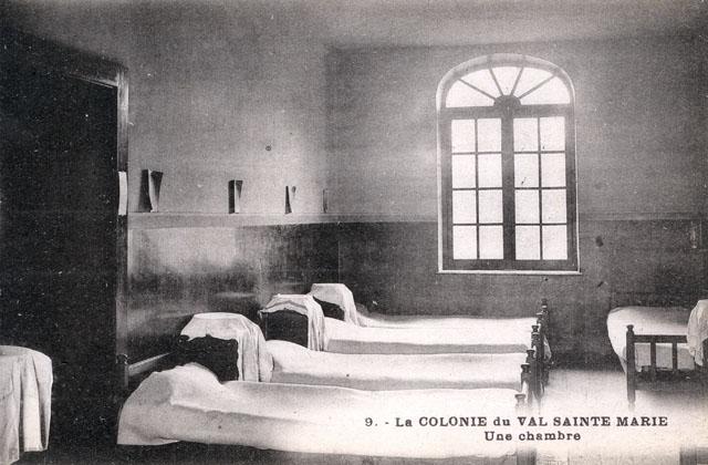 Une chambre - Colonie du Val Sainte-Marie