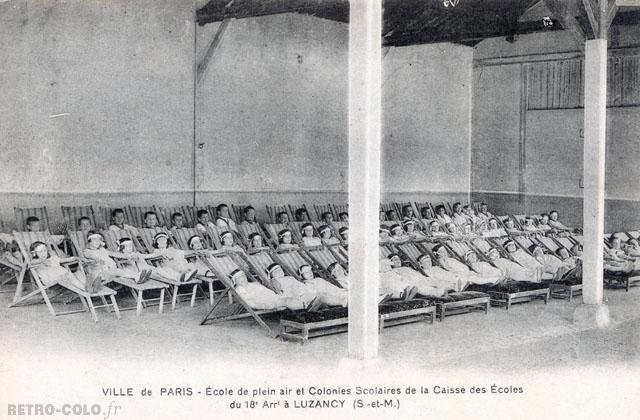 Bain de soleil - Colonies Scolaires de la Caisse des Ecoles du XVIIIme arrondissement