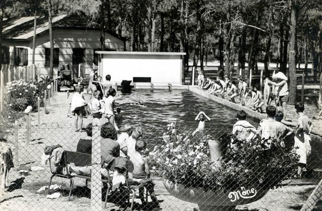 La piscine - Colonie CCOS de Biscarosse